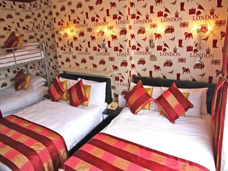 Crompton Guest House Хаунслоу Екстериор снимка